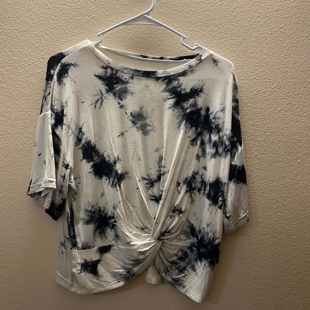 Woman’s tie dye Tee